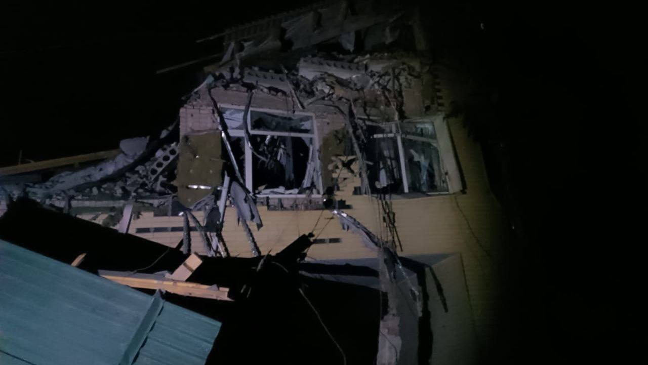 Вночі ворог обстріляв два райони на Дніпропетровщині - ФОТО