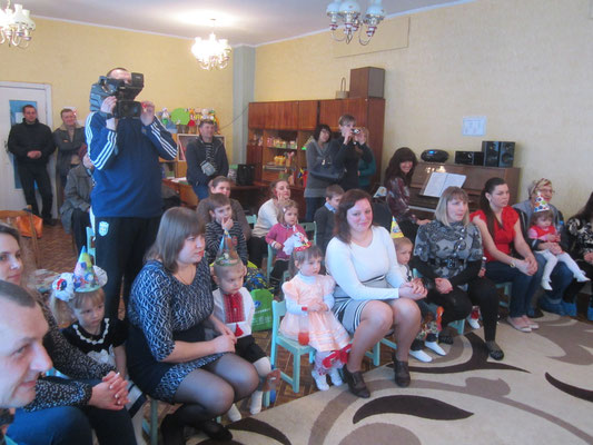 Свята в дитсадках не мають бути «концертами для батьків», наголошують в Міносвіти