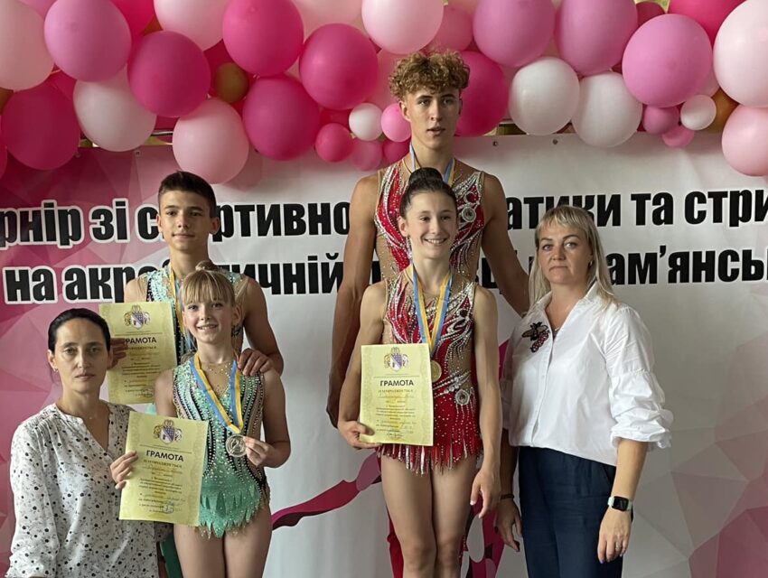 В Кам’янському відбулись одразу два масштабні змагання зі спортивної акробатики