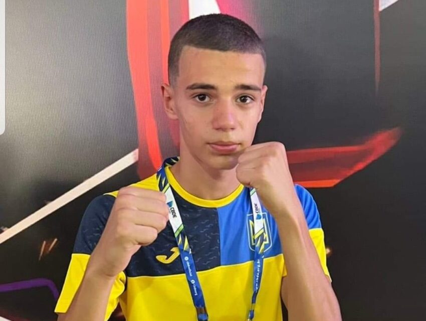 Боксер з Кам`янського Денис Ткач став срібним призером Всесвітньої Гімназіади