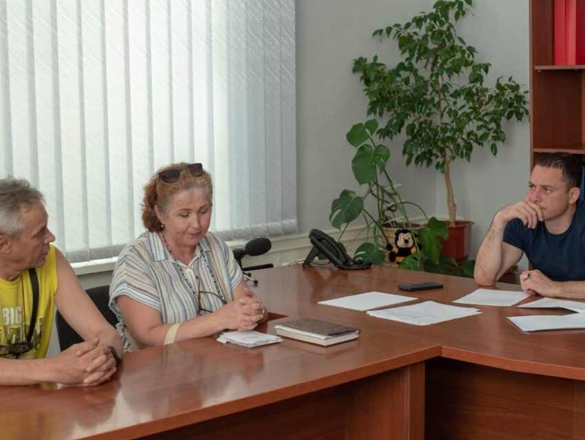 Під час особистого прийому мера Кам’янського більшість звернень громадян було вирішено на місці