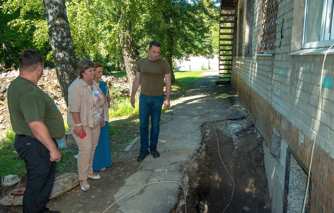 В навчальних закладах Кам'янського завершується підготовка до 1 вересня - ФОТО