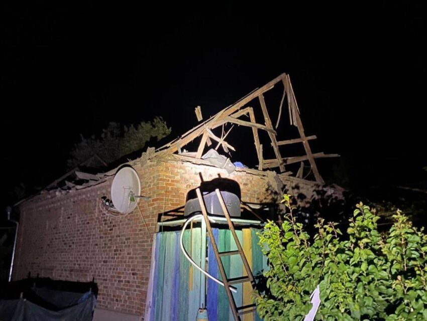 Від нічних обстрілів на Дніпропетровщині загинув 18-ічний хлопець, ще три людини постраждали