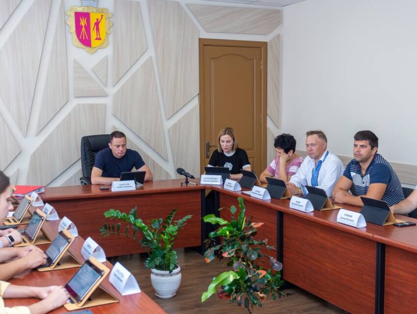 Рішення стосовно організації навчального процесу в навчальних закладах Кам’янського обговорювались на засіданні міськвиконкому