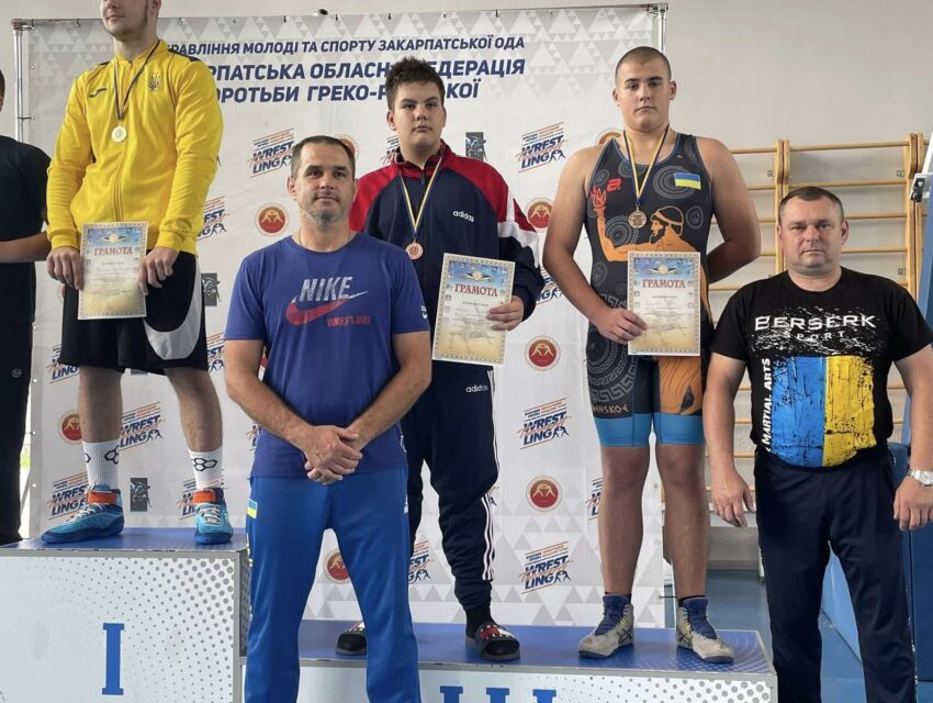 Борець з Кам`янського став бронзовим призером Кубка України