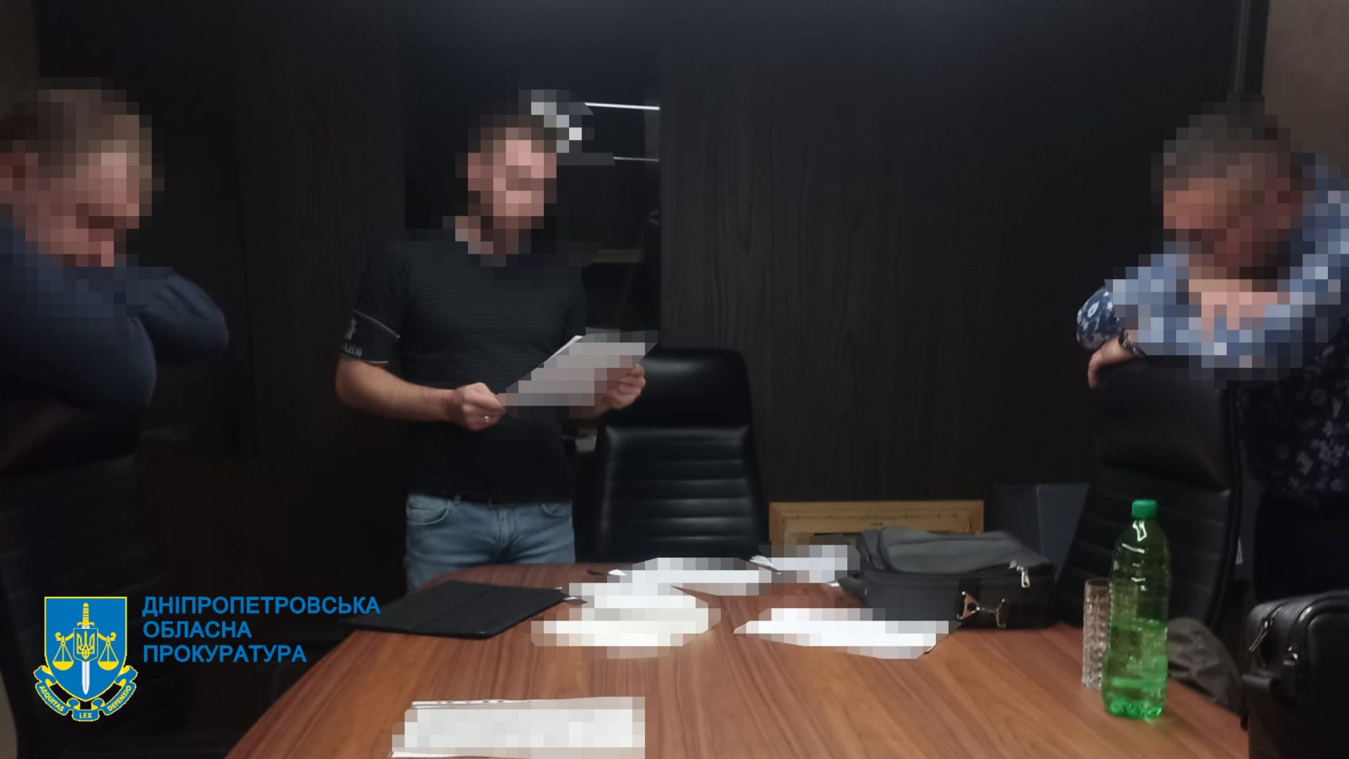 Ремонт шкільного даху здорожчав удвічі: заступницю мера Дніпра та підрядника підозрюють у привласненні майже 1 млн грн бюджетних коштів - ФОТО