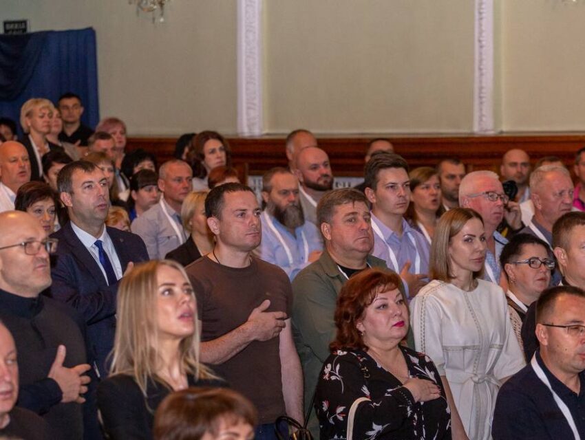 В Кам’янському відбувся перший регіональний ветеранський форум
