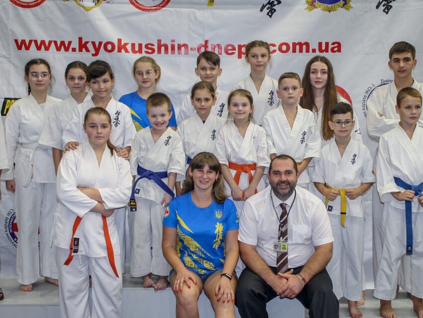 Каратисти Кам`янського здобули на чемпіонаті Дніпропетровщини 22 медалі