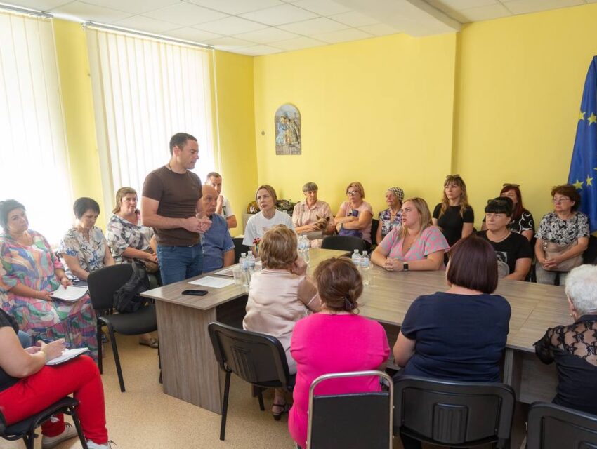 В Кам’янському представники родин загиблих захисників взяли участь в обговоренні проєкту будівництва Меморіалу Героїв