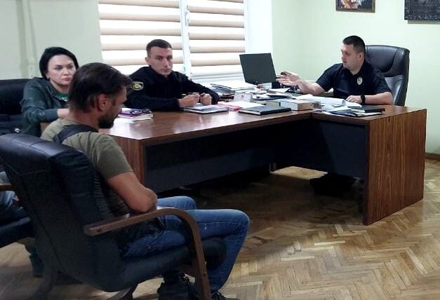Протистояти незаконному обігу тютюну та алкоголю в Кам'янському разом з правоохоронцями також мають намір представники міськвлади та громадськості - ФОТО