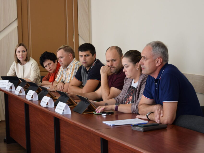 Готовність міста до нового опалювального сезону обговорювали на засіданні виконкому у Кам’янському