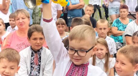 Для більш ніж 24 тисяч школярів в Кам’янському офіційно стартував новий навчальний рік