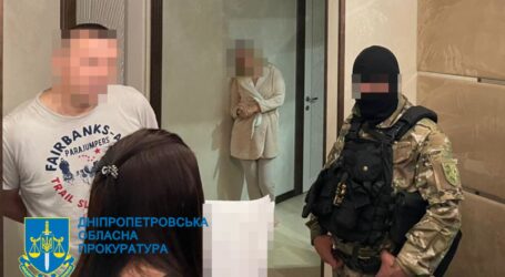 Ремонт шкільного даху здорожчав удвічі: заступницю мера Дніпра та підрядника підозрюють у привласненні майже 1 млн грн бюджетних коштів