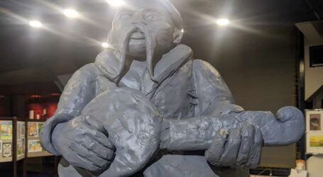 Майже 200 юних митців представили свої роботи на виставці “Козак Мамай та його пісня” в Кам’янському