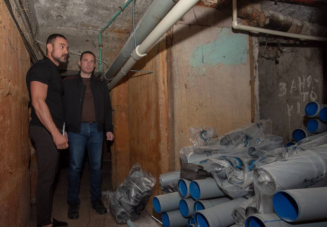 В Кам'янському у 50 будинках повністю замінили труби холодного водопостачання та каналізації - ФОТО