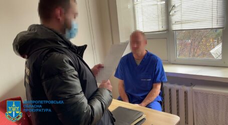 Медики однієї з лікарень Дніпропетровщини незаконно отримали майже мільйон гривень від НСЗУ за лікування фіктивних пацієнтів