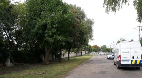 В П’ятихатках на Дніпропетровщині знайдено тіло неповнолітньої дівчини з тілесними ушкодженнями