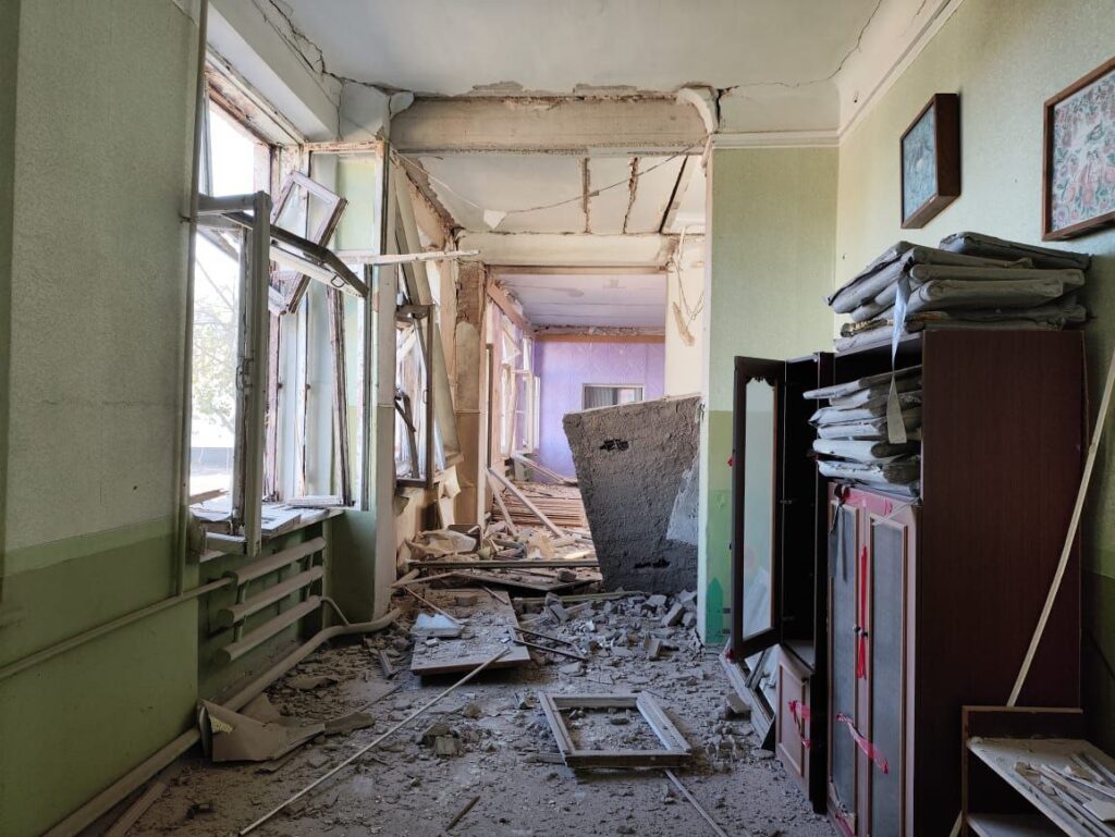 Дві людини загинули від ракетного удару на Дніпропетровщині - ФОТО