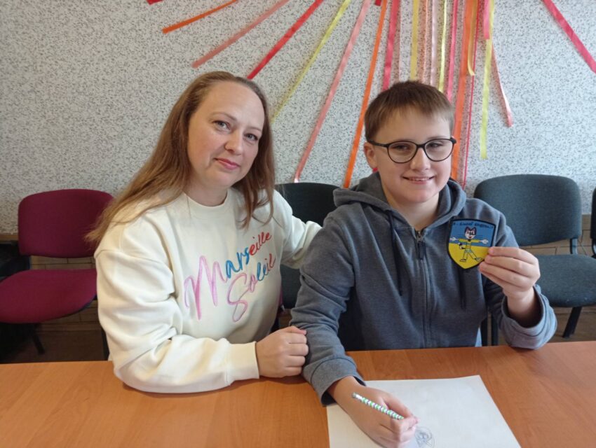 Шестикласник з Кам’янського Андрій Ключников став автором шеврона для військових «Я – вільний Бандерокіт»