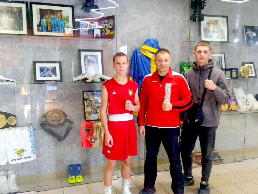 Три боксери з Кам’янського вибороли путівки на чемпіонат України