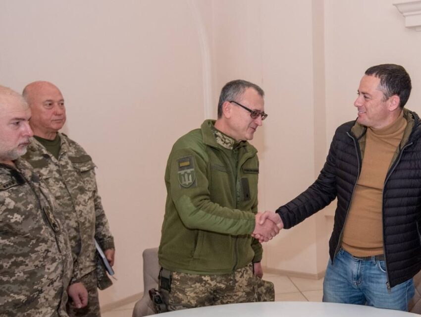 Кам’янське передало чергову допомогу військовим