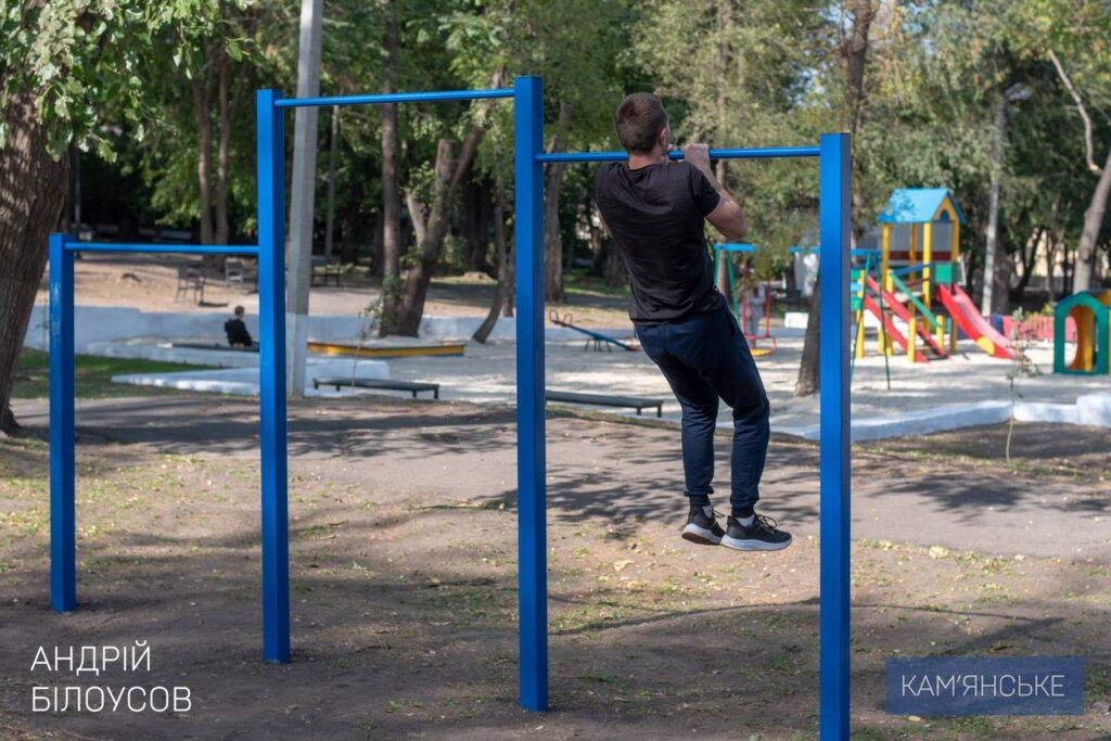 В Кам'янському за рік встановили майже 30 ігрових та спортивних майданчиків - ФОТО