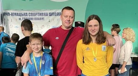 Плавці з Кам`янського посіли 16 призових місць на турнірі “Ferrum”