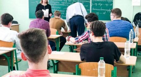 Скільки учнів має бути у новостворених академічних ліцеях, пояснили в Міносвіти