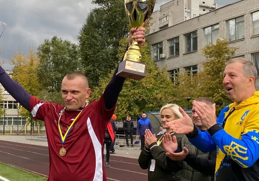 Команда “Атлетик” стала володарем Кубка Кам`янського з футболу
