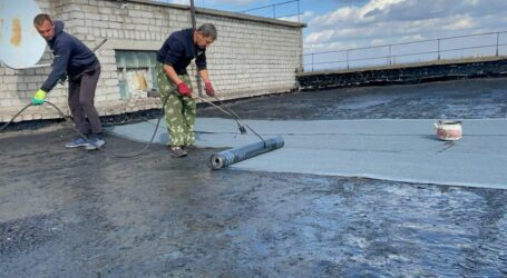 В Кам’янському комунальники продовжують працювати по запитах городян