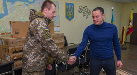 Кам’янське передало військовим необхідне технічне оснащення в рамках програми «Допомога фронту»