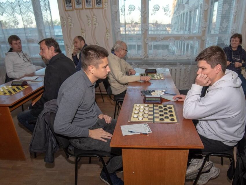 В Кам’янському проходить чемпіонат України з шашок