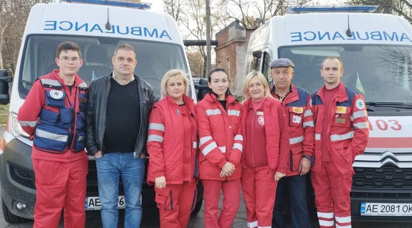 В Кам’янському електричка збила двох працівників залізниці