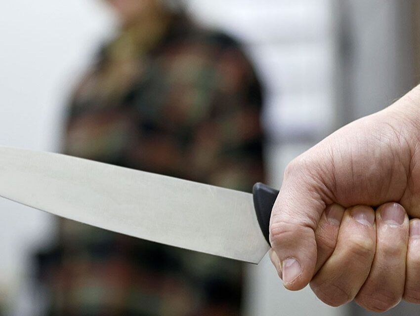 В Кам’янському сварка через ревнощі закінчилась ножовим пораненням одного з учасників