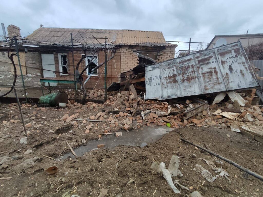 Вночі та вранці вороги атакували Нікопольський район Дніпропетровщини - ФОТО