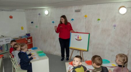 В Кам’янському тривають роботи з облаштування укриттів у школах та дитячих садочках