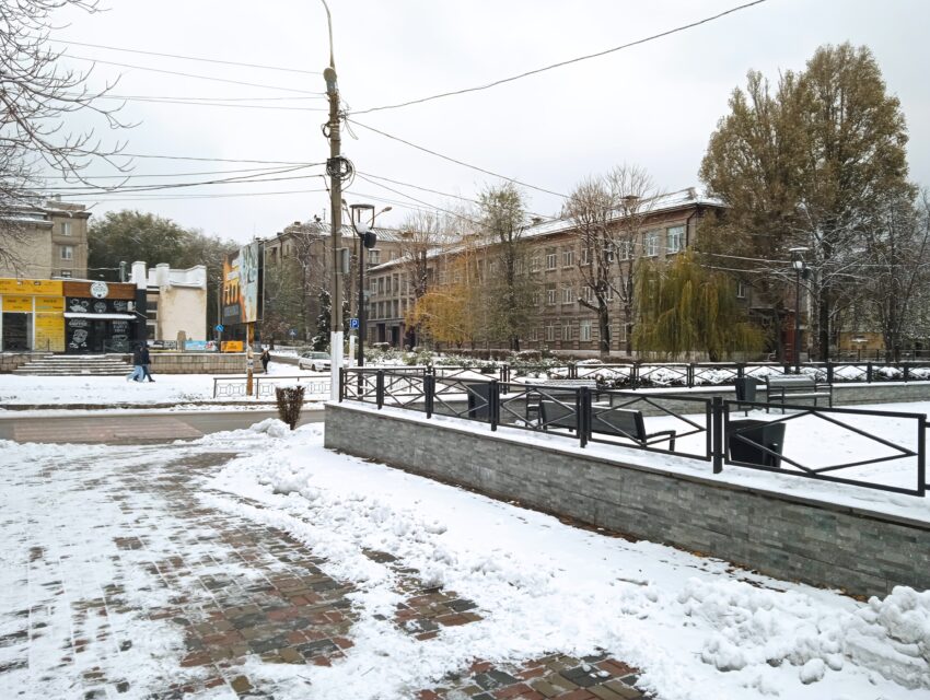 Вночі ворог спрямував ракету на об’єкт інфраструктури на Дніпропетровщині