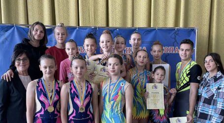 В Кам`янському пройшов чемпіонат Дніпропетровщини зі спортивної акробатики