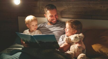 Кому в Україні видаватимуть сертифікати на придбання книжок