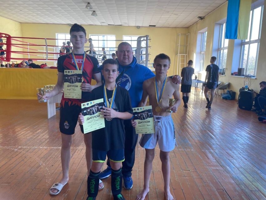 Бійці з Кам`янського стали призерами чемпіонату Дніпропетровщини з кікбоксингу