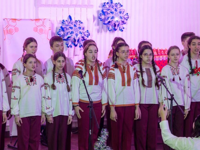 В Кам’янському пройшов фестиваль колядок та щедрівок