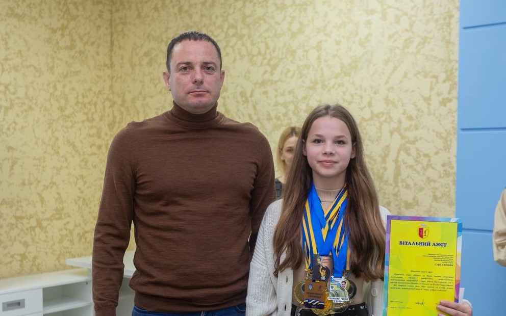 Понад дві тисячі перемог у змаганнях різних рівнів здобули у 2023 році спортсмени Кам'янського - ФОТО