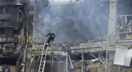 Внаслідок сьогоднішньої ранкової ракетної атаки по Дніпру загинули чотири людини 