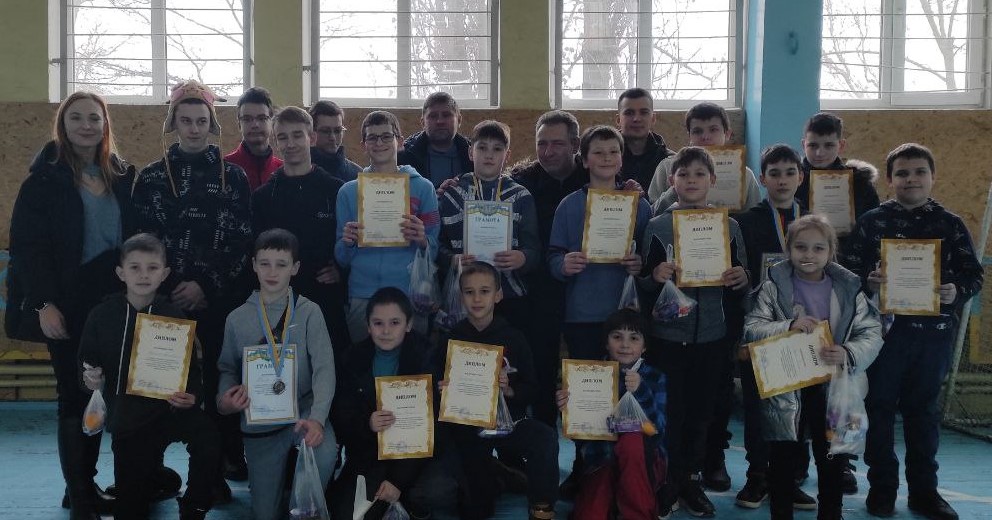 В Кам'янському змагались юні авіамоделісти - ФОТО
