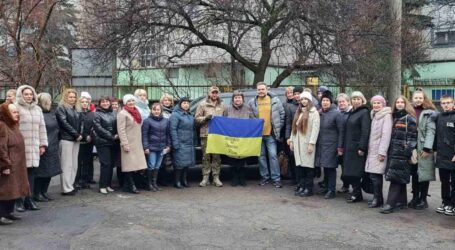 Чергове авто від освітян Кам’янського поїхало до військових на Авдіївський напрямок