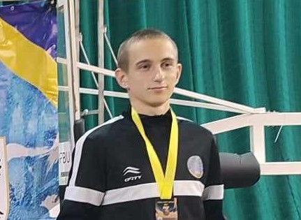 Легкоатлет з Кам’янського Максим Гончар став третім на VI Всеукраїнському турнірі “College open”