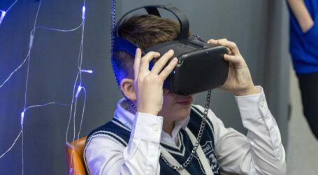 Школярі Дніпропетровщини зможуть безплатно відвідувати Планетарій у Дніпрі