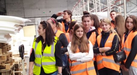 В Україні система профосвіти школярів  працює неналежно