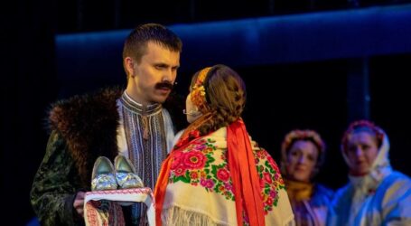 В Кам’янському театрі ім. Лесі Українки відбулась прем’єра музичної комедії “Ніч перед Різдвом”