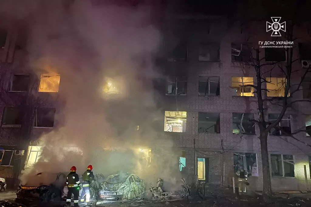 Ввечері та вночі вороги атакували Дніпропетровщину безпілотниками та артилерією - ФОТО